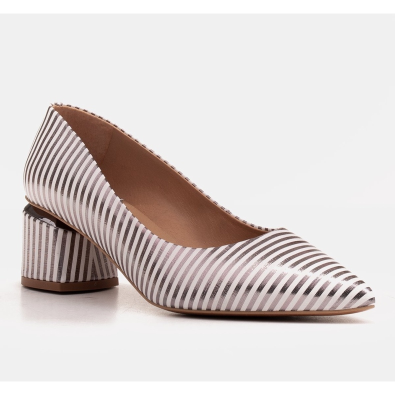 Marco Shoes Zapatos de salón con rayas blancas y plateadas con tacones dorados blanco plata 1