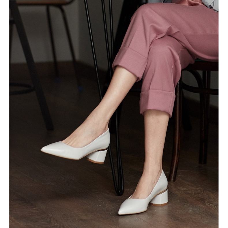 Marco Shoes Zapatos de salón en piel gris metalizado con tacones dorados 1