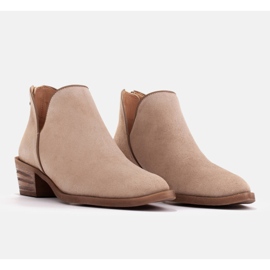Marco Shoes Botas beige de ante natural con corte en V 4
