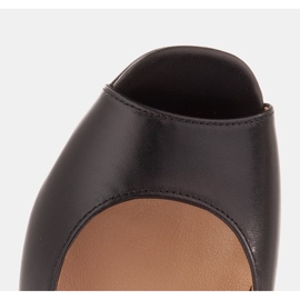 Marco Shoes Sandalias de mujer cómodas con un tacón interesante. negro 8