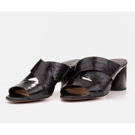 Marco Shoes Pantuflas de piel para mujer confeccionadas en piel con rayas cortadas negro 6