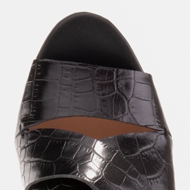 Marco Shoes Pantuflas de piel para mujer confeccionadas en piel con rayas cortadas negro 9