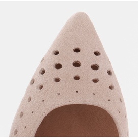 Marco Shoes Stilettos de ante natural con perforaciones decorativas beige 8