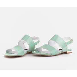 Marco Shoes Sandalias planas con laca y tacón metalizado verde 5