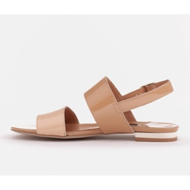 Marco Shoes Sandalias planas con laca y tacón metalizado beige 3