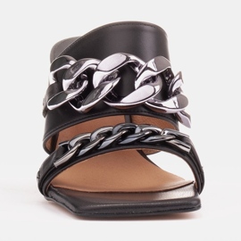 Marco Shoes Zapatillas de mujer de piel con cadena decorativa negro 3