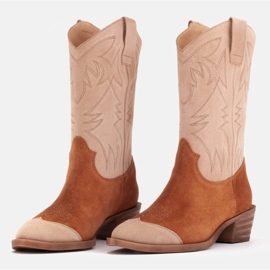 Marco Shoes Bota cowboy ante bordada 2205B-813-096-1 beige marrón 4