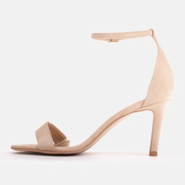 Marco Shoes Elegantes sandalias fabricadas en ante natural beige 5