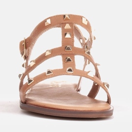 Marco Shoes Sandalias de piel con tachuelas doradas marrón 6