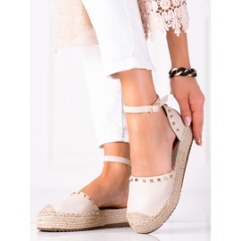 SHELOVET Alpargatas con tachuelas beige 1