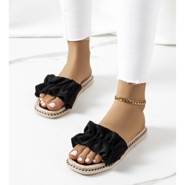 Chanclas negras con volante de Palmeri negro 1