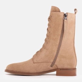 Marco Shoes Botas clásicas de tacón bajo beige 3