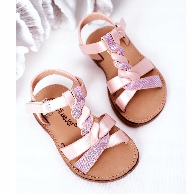 Sandalias infantiles rosas con purpurina. 3