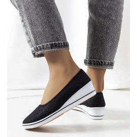 Zapatillas negras con cuña de Friis negro 2