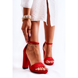 PG1 Sandalias clásicas de ante en un poste rojo de Aveira 1