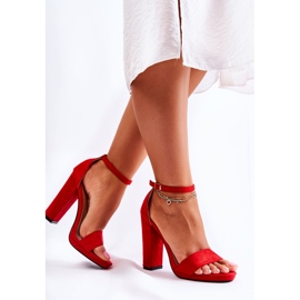 PG1 Sandalias clásicas de ante en un poste rojo de Aveira 3