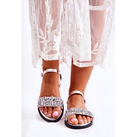 Sandalias Mujer Clásicas Con Adornos Florella Plata 3