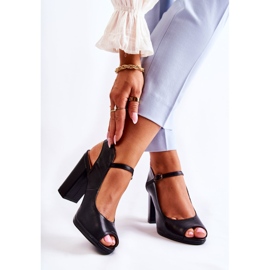 Sandalias de cuero en una barra Visali negra negro 2