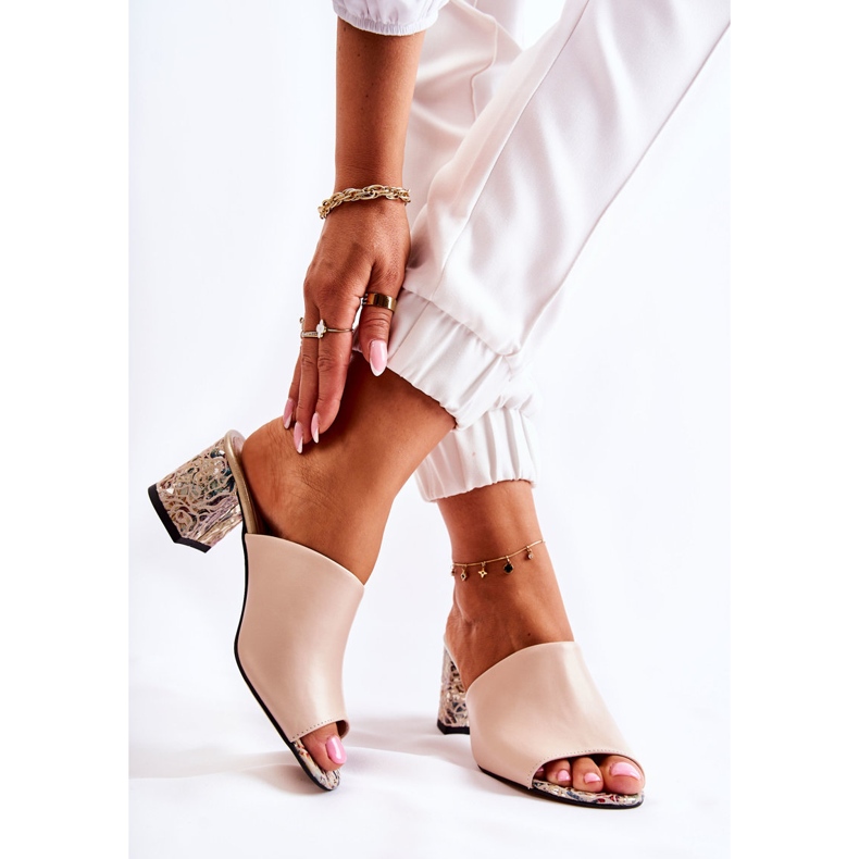 PA2 Zapatillas Mujer Piel Tacón Flores Beige Nessita 2