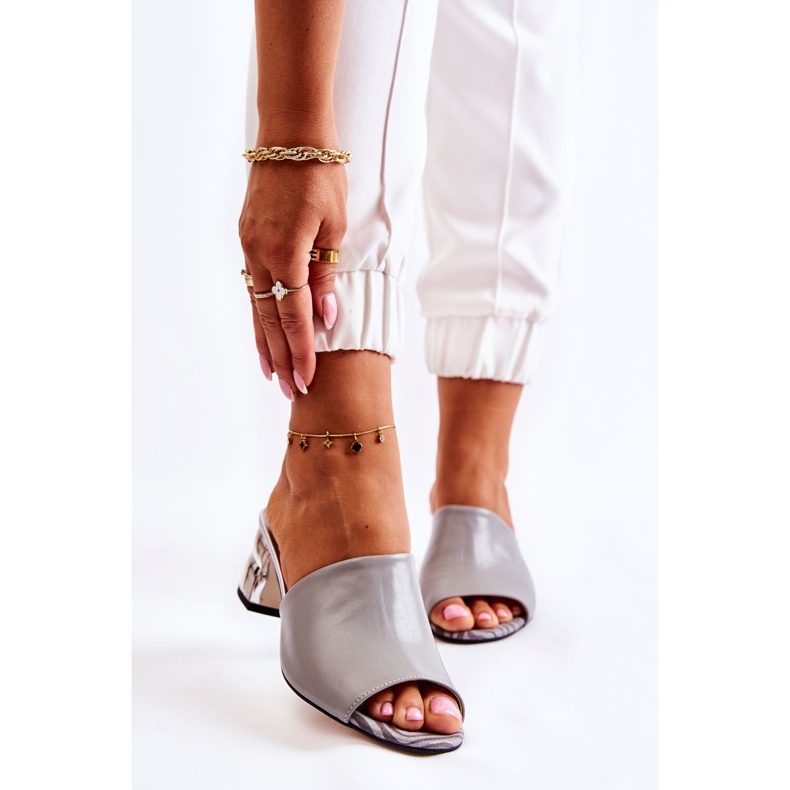 PA2 Pantuflas Mujer Piel Con Tacón Gris Perry 1