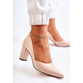 PA2 Bombas De Cuero De Moda En Una Barra Beige Emoción 3