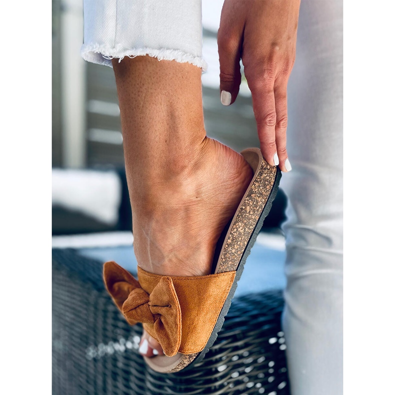 Babuchas Kiara Camel de corcho marrón 1