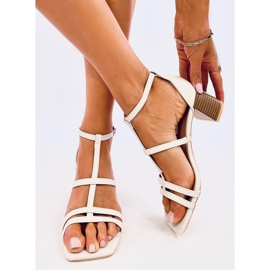 Sandalias de tacón de Vinta Beige 1