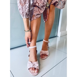 Sandalias tacón rosa Giselle rosado 1