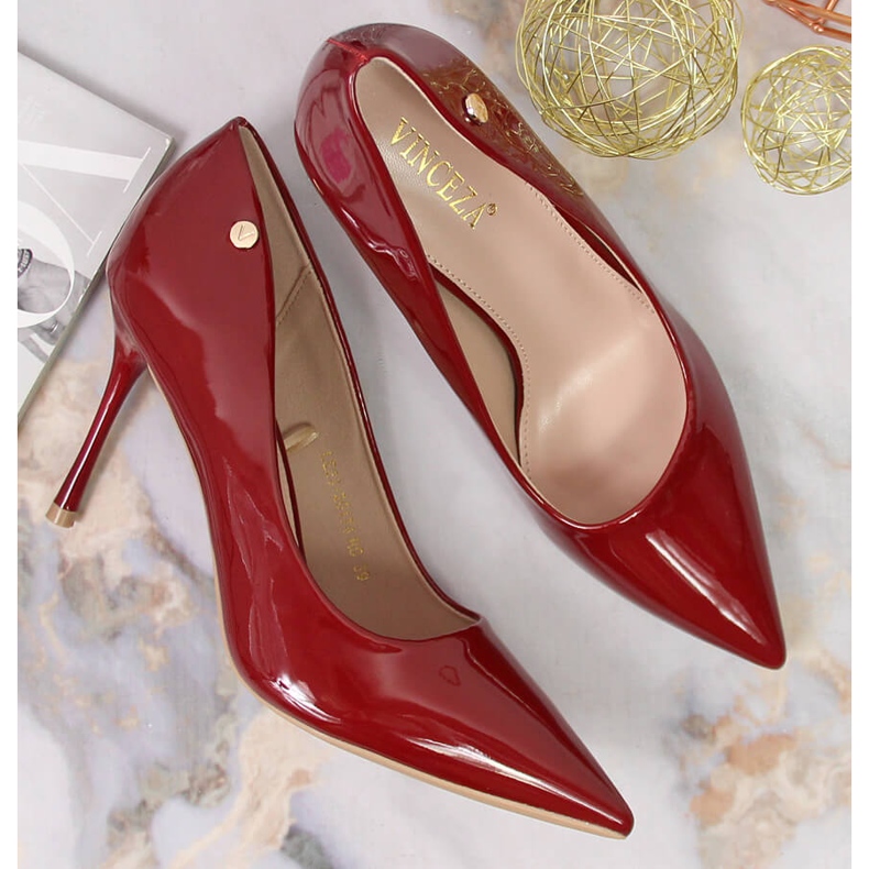 Salón stilettos lacado rojo Vinceza 2
