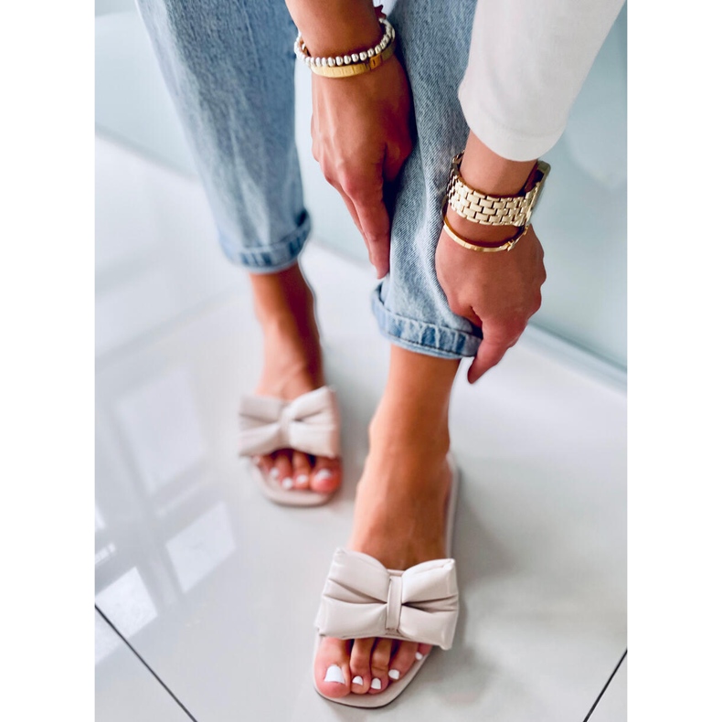 Babuchas Mili Beige con lazo 1