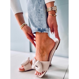 Babuchas Mili Beige con lazo 2