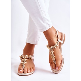 PG2 Sandalias de moda chanclas con mariposas beige claro Jennissa 3