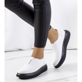 Zapatos brogue blancos en la plataforma Siddons 1 Zapatos brogue blancos en la plataforma Siddons 1