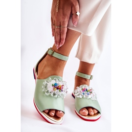 Sandalias De Mujer De Piel Con Adorno Verde Nevassa 1