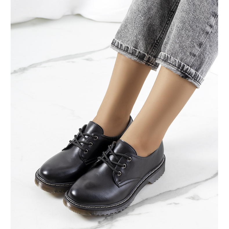 Zapatos negros de mujer de Doorla 1