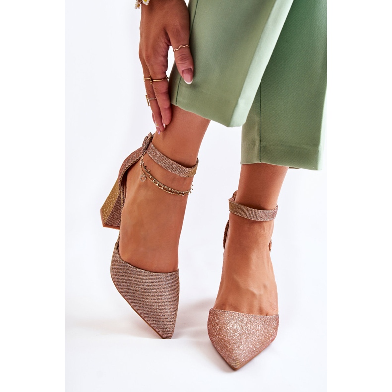 WS1 Salones Brillantes On A Bar Oro oscuro Amira dorado 1