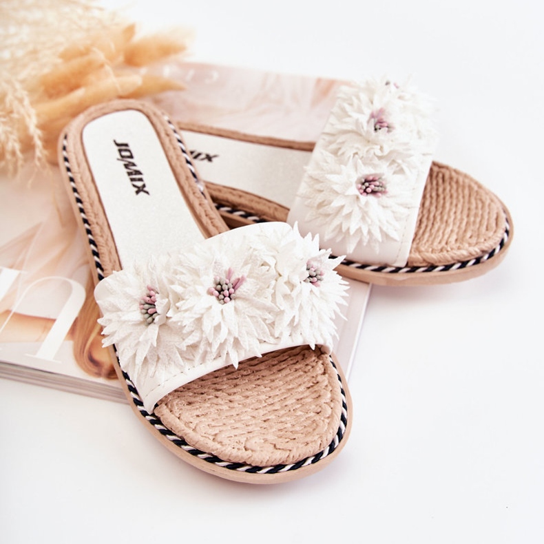 WJ1 Pantuflas De Mujer Con Flores De Tela Blanco Susana 2