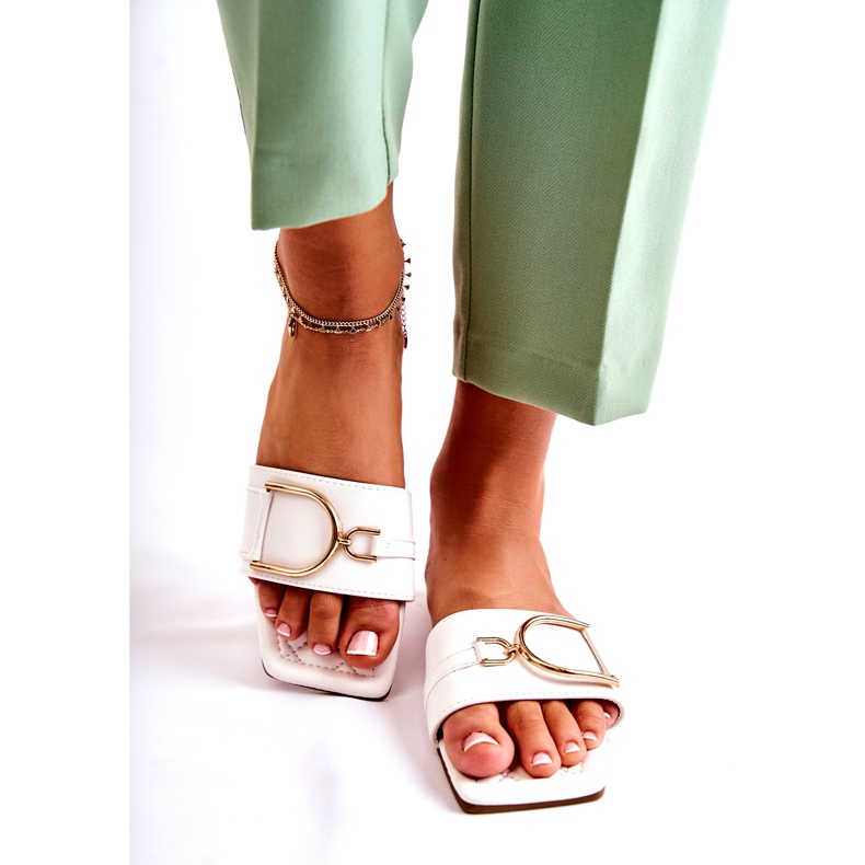 PG2 Pantuflas Clásicas De Mujer En Piel Con Adorno Shilla Blanco 1