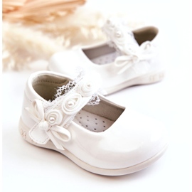 Bailarinas infantiles con velcro y encaje blancas blanco 2 Bailarinas infantiles con velcro y encaje blancas blanco 2
