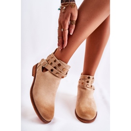 WS1 Botas de mujer con chorros en tacón plano Beige Larino 2