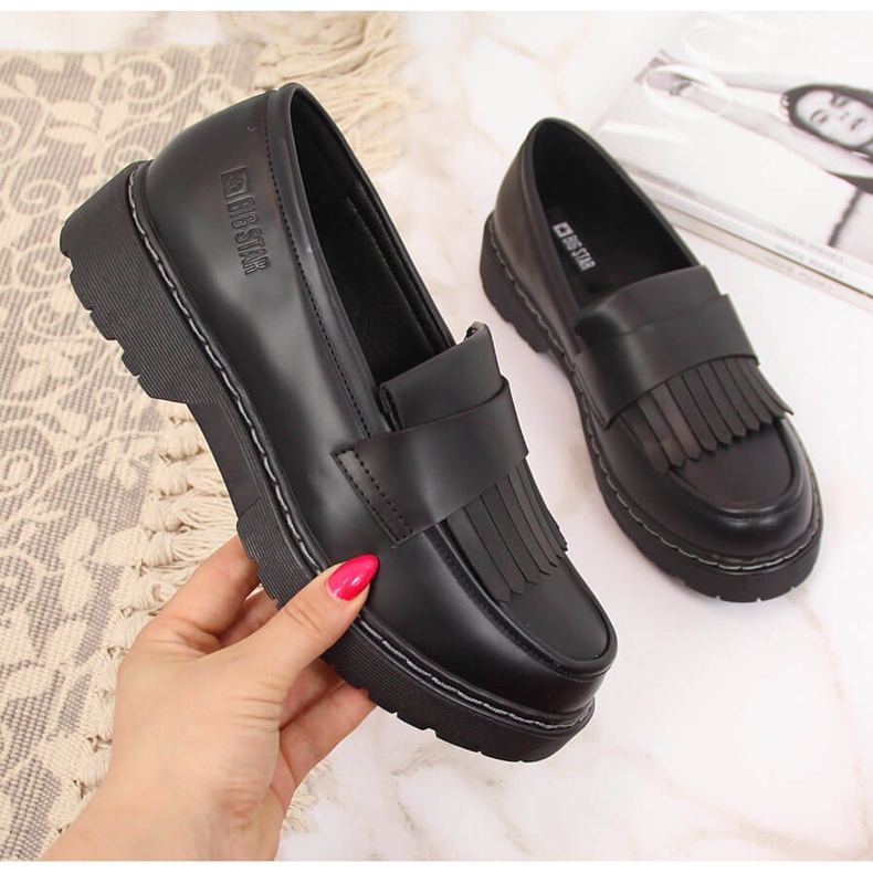 Zapatos negros de mujer con plataforma con flecos Big Star II274100 2
