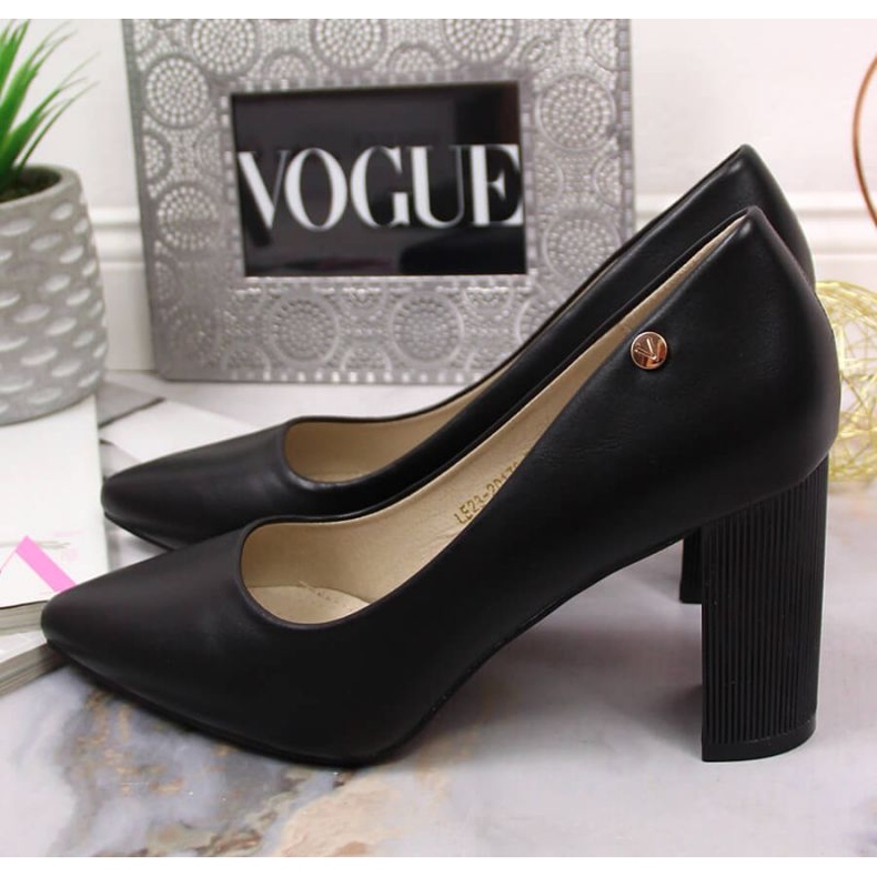 Bombas en el puesto de Vinceza W JAN126A negro 2