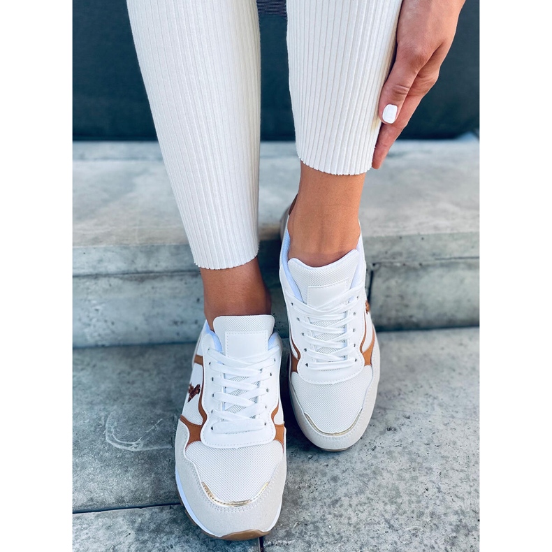 Zapatillas deportivas de mujer Furlo Camel beige blanco marrón 1