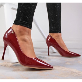 Salón stilettos lacado rojo Vinceza 5