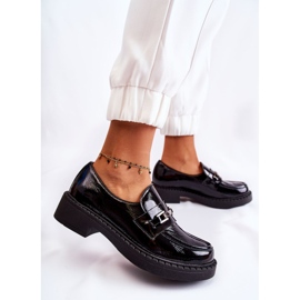 Zapatos Lacados Con Adorno Plata Negro Hestill 7