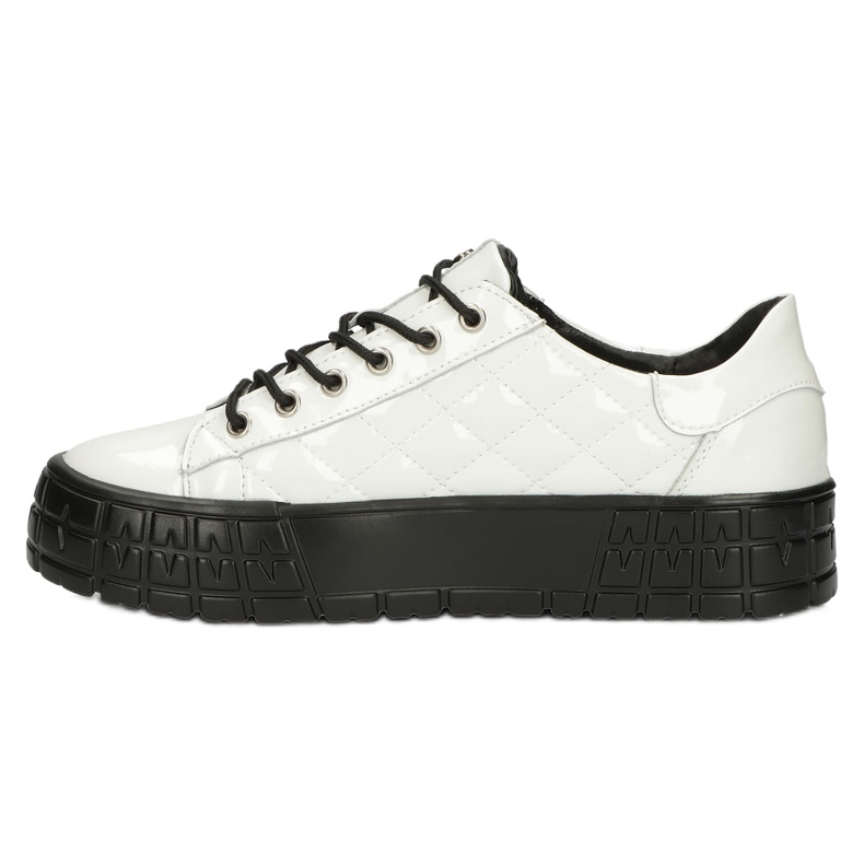 Filippo Deportivas Elegantes De Charol En Piel DP3932/22 Blanco 1