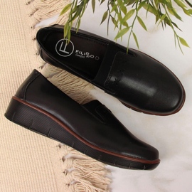 Zapatos cómodos de mujer en piel negros Filippo 3