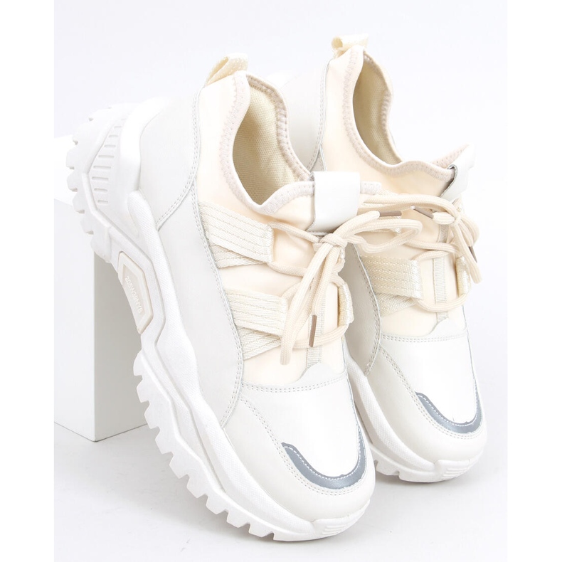 Zapatillas Beis Aston beige 2 Zapatillas Beis Aston beige 2