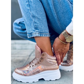 Zapatillas deportivas en el traje interior Cabral Champagne rosa 2