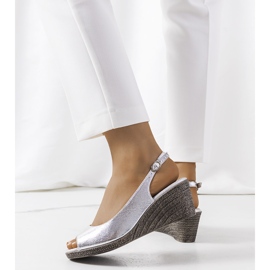 Sandalias plata cuña Beldesa 1